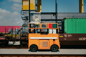 Freight Rail Intermodal | Container Shipping